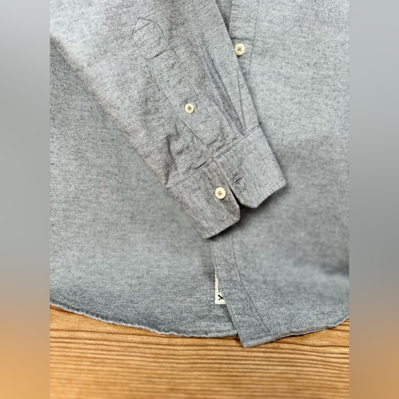 🔴Men’s American Eagle Button Up Shirt XL Gray Seriously Soft Long Sleeve Casual - Picture 4 of 10
